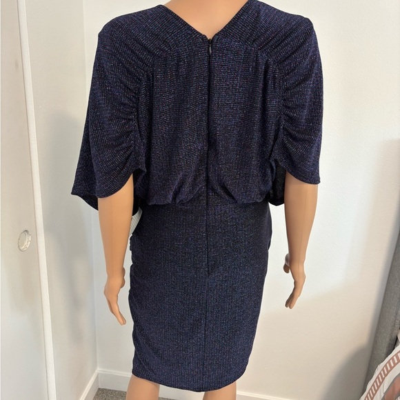 Harlyn Blue V-Neck Asymmetrical Metallic Dolman Sleeve Cocktail Dress size large - Picture 3 of 11